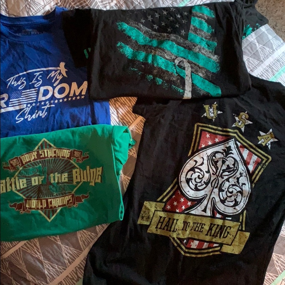 Lot of 4 grunt style T-shirt’s